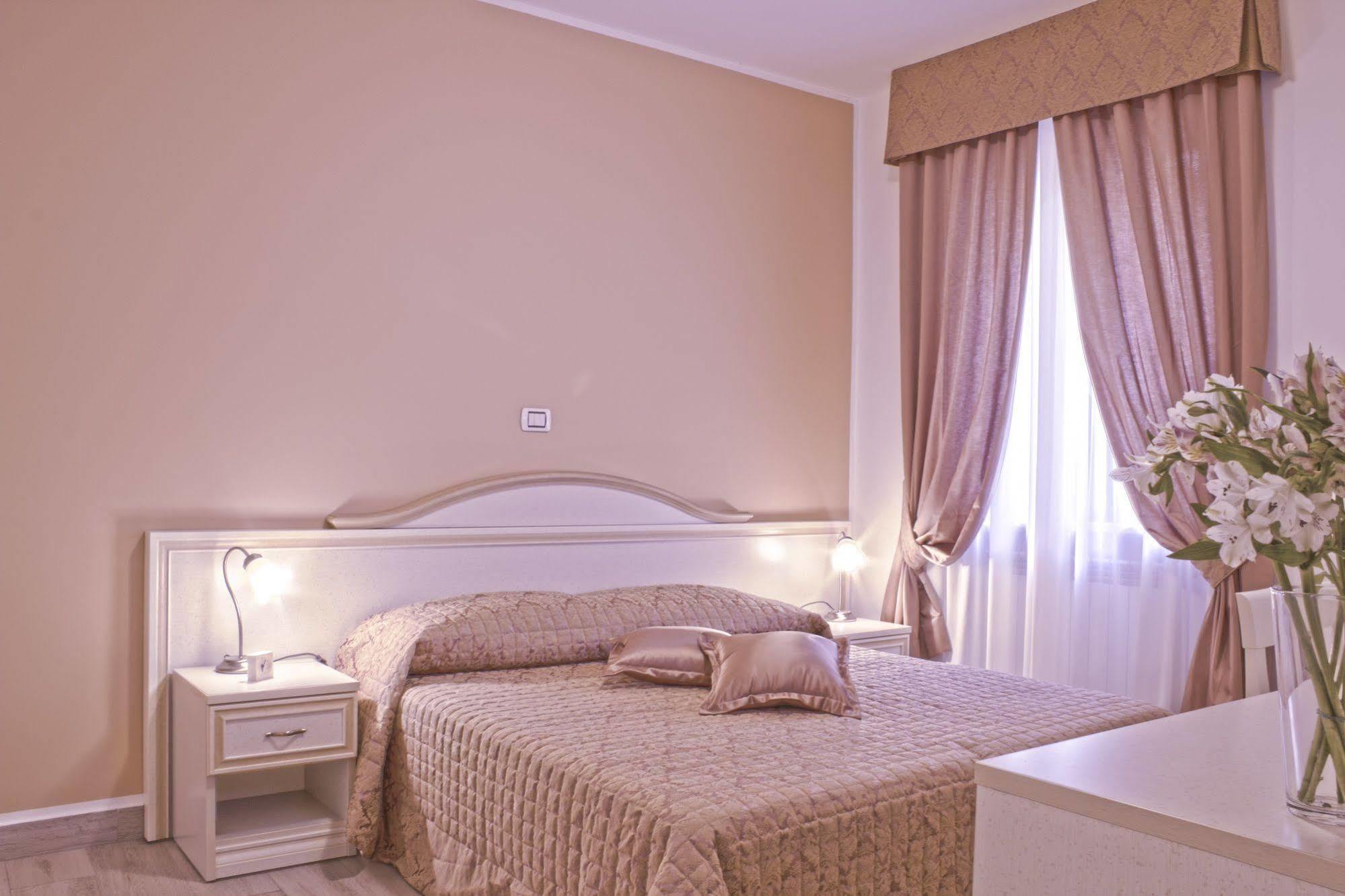 La Suite Di San Pietro โรม ภายนอก รูปภาพ