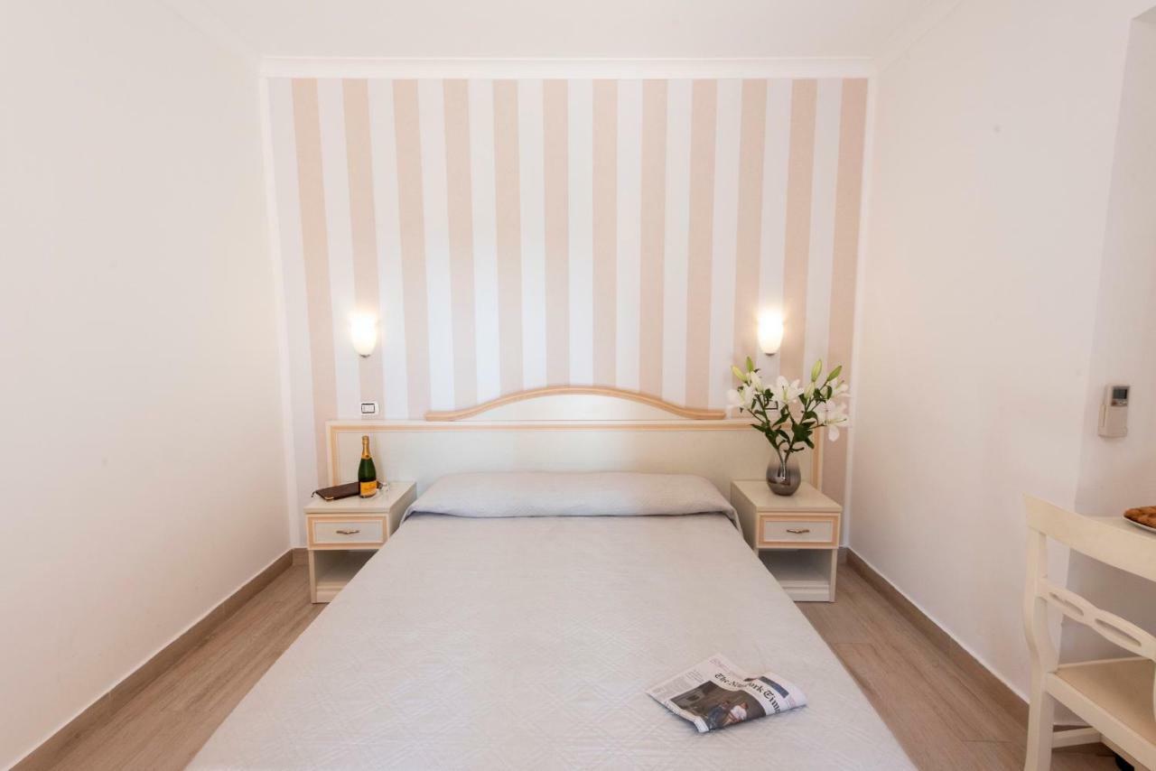 La Suite Di San Pietro โรม ภายนอก รูปภาพ